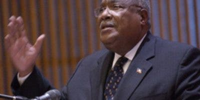 Muere a los 88 años el ex primer ministro de Haití Gérard Latortu