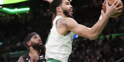Tatum y Celtics golpean con autoridad a los Nets