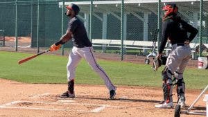 Lewin Díaz lucha por rol en roster de Orioles de Baltimore