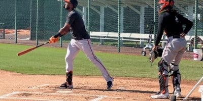 Lewin Díaz lucha por rol en roster de Orioles de Baltimore