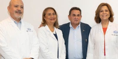 Fundador de Laboratorios Sesderma visita el Instituto Dermatológico