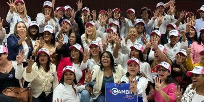 Frente de Mujeres Más Cambio define estrategias de campaña
