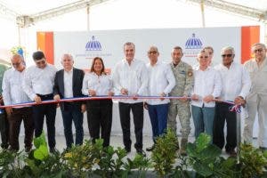 Presidente Abinader inaugura primera etapa de prolongación avenida Ecológica en SDE