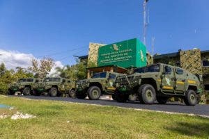 Ejército recibe 4 vehículos blindados adquiridos por el Gobierno