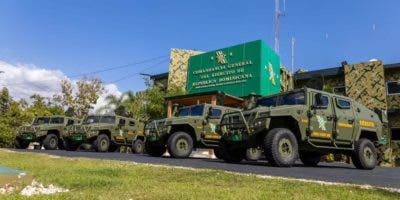 Ejército recibe 4 vehículos blindados adquiridos por el Gobierno