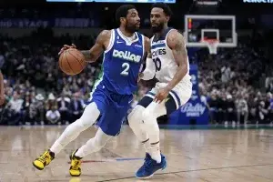 Los 26 puntos de Irving no fueron suficientes y Dallas cae ante Wolves