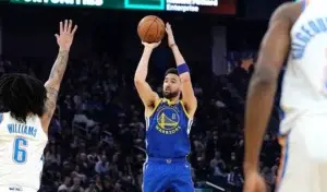 Thompson anota 42 puntos y Warriors vencen a Thunder