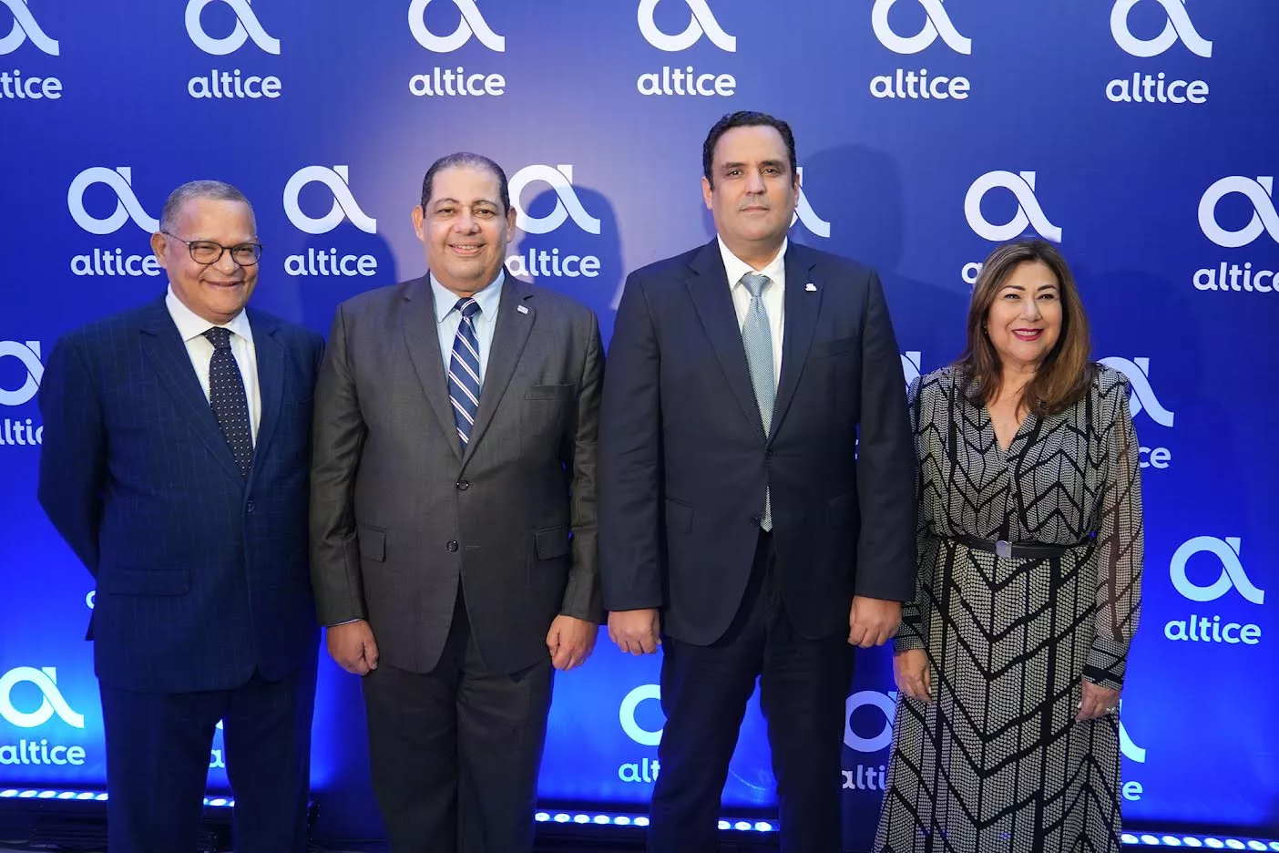 Altice anuncia despliegue de fibra óptica con velocidades