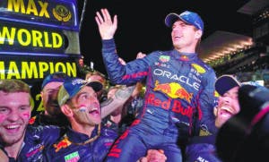 Max Verstappen y Red Bull arracan   favoritos en la F1