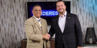 Diputado Orlando Jorge Villegas se reúne con Mérido Torres para avanzar procesos de títulos del Residencial José Contreras
