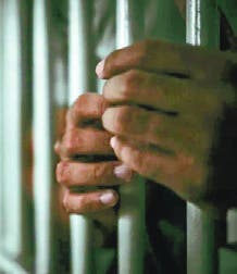 Dictan 15 años de prisión a hombre ultimó vecino en Gualey