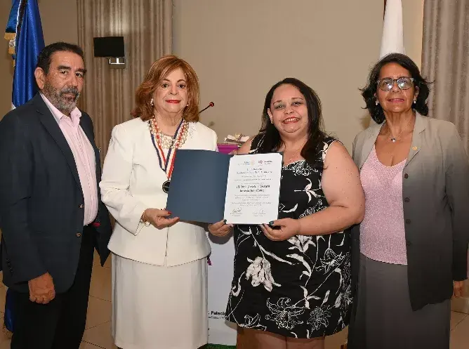 Club Rotario Bella Vista conmemora Día de la Mujer