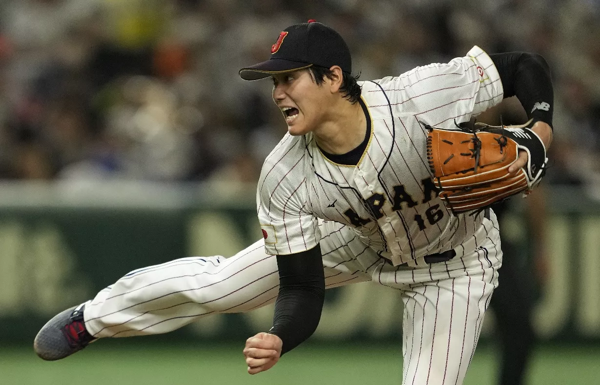 Shohei Ohtani regresa al campamento de los Angelinos