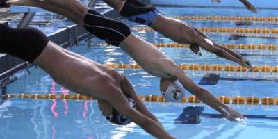 Mejores de América en torneo natación