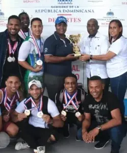 Pesistas UASD ganan torneo universitario