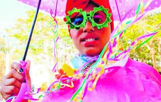 Colores, alegría y cultura marcan carnaval San Juan