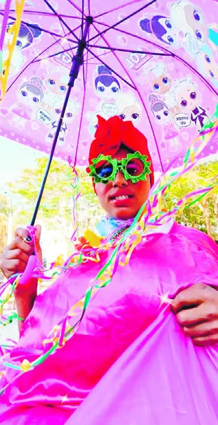 Colores, alegría y cultura marcan carnaval San Juan