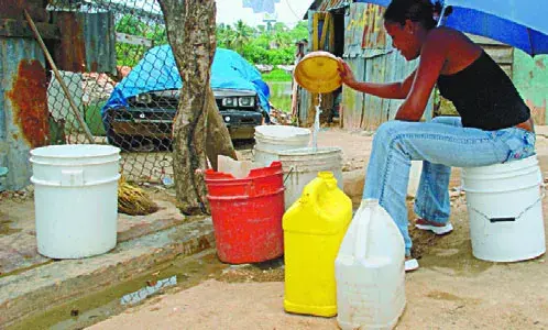 La escasez de agua sigue trastornando a la gente