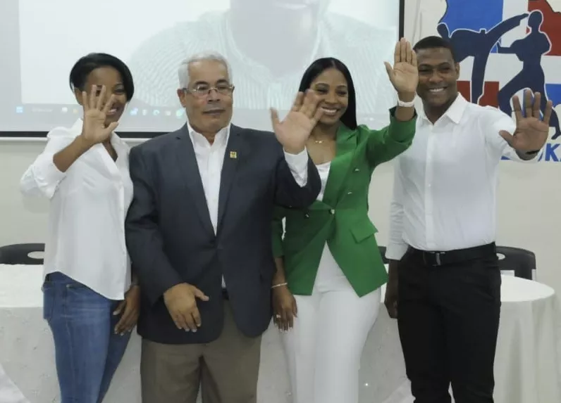 “Los 4 Fantásticos” reciben homenaje  Federación  karate