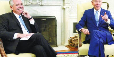 Biden y Fernández se reúnen en Casa Blanca