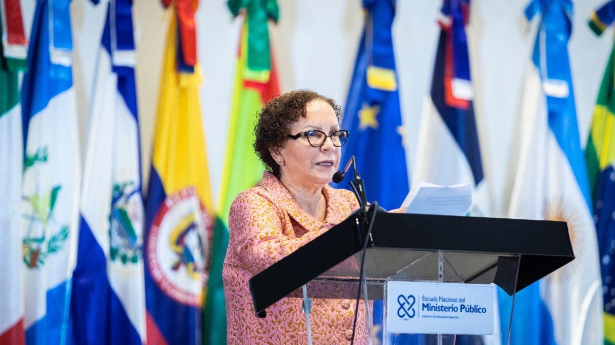 Miriam Germán destaca que narcotráfico y lavado se han amparado en la corrupción para maniobrar