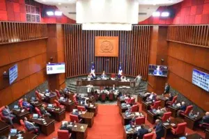 Senado aprueba en primera lectura la Ley Fideicomiso Público