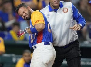 Altuve, operado de fractura en un dedo de la mano derecha