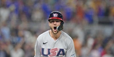 ¡Encendido! Trea Turner empata récord de jonrones en un solo Clásico