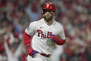 Bryce Harper comienza la temporada en la lista de lesionado de 10 días de los Filis