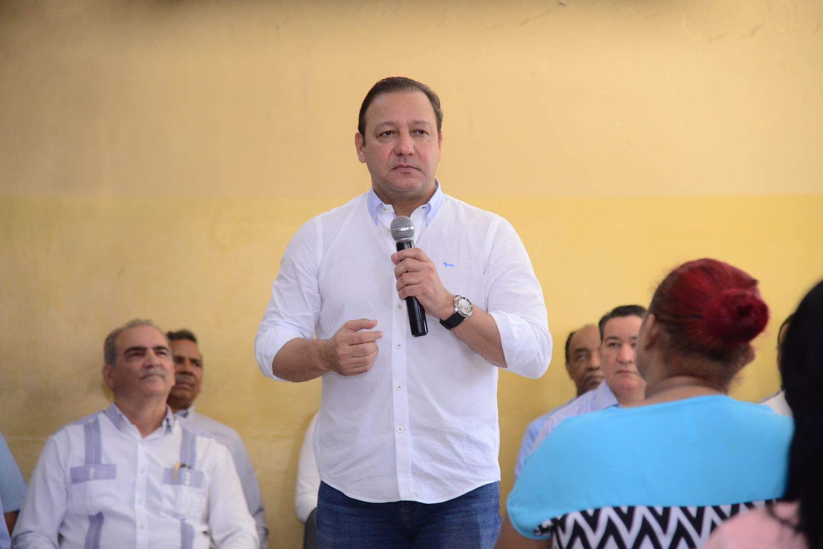 Abel Martínez reitera que el Gobierno “soltó en banda al pueblo dominicano”