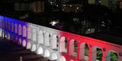 Consulado ilumina Arcos de Lapa en Río de Janeiro con colores de bandera dominicana