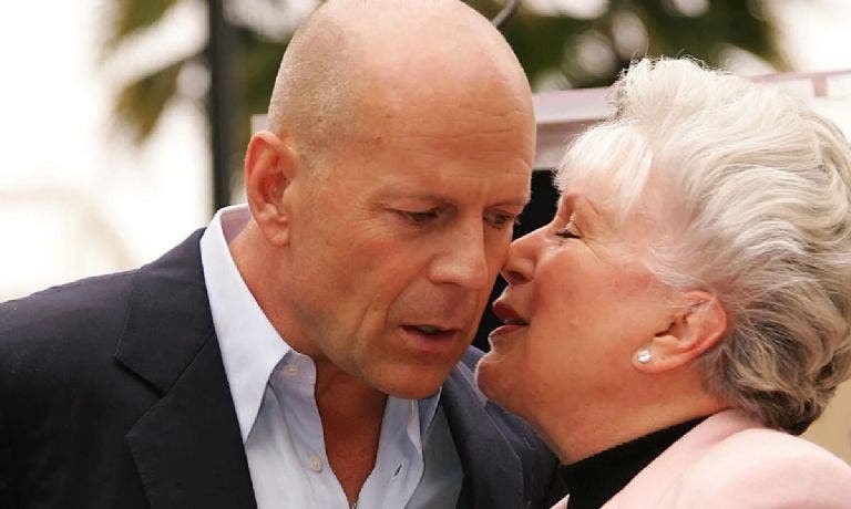 Bruce Willis se deteriora, ya no conoce a su madre