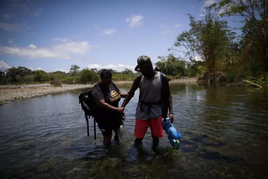 Migrar por TikTok, el guía equivocado