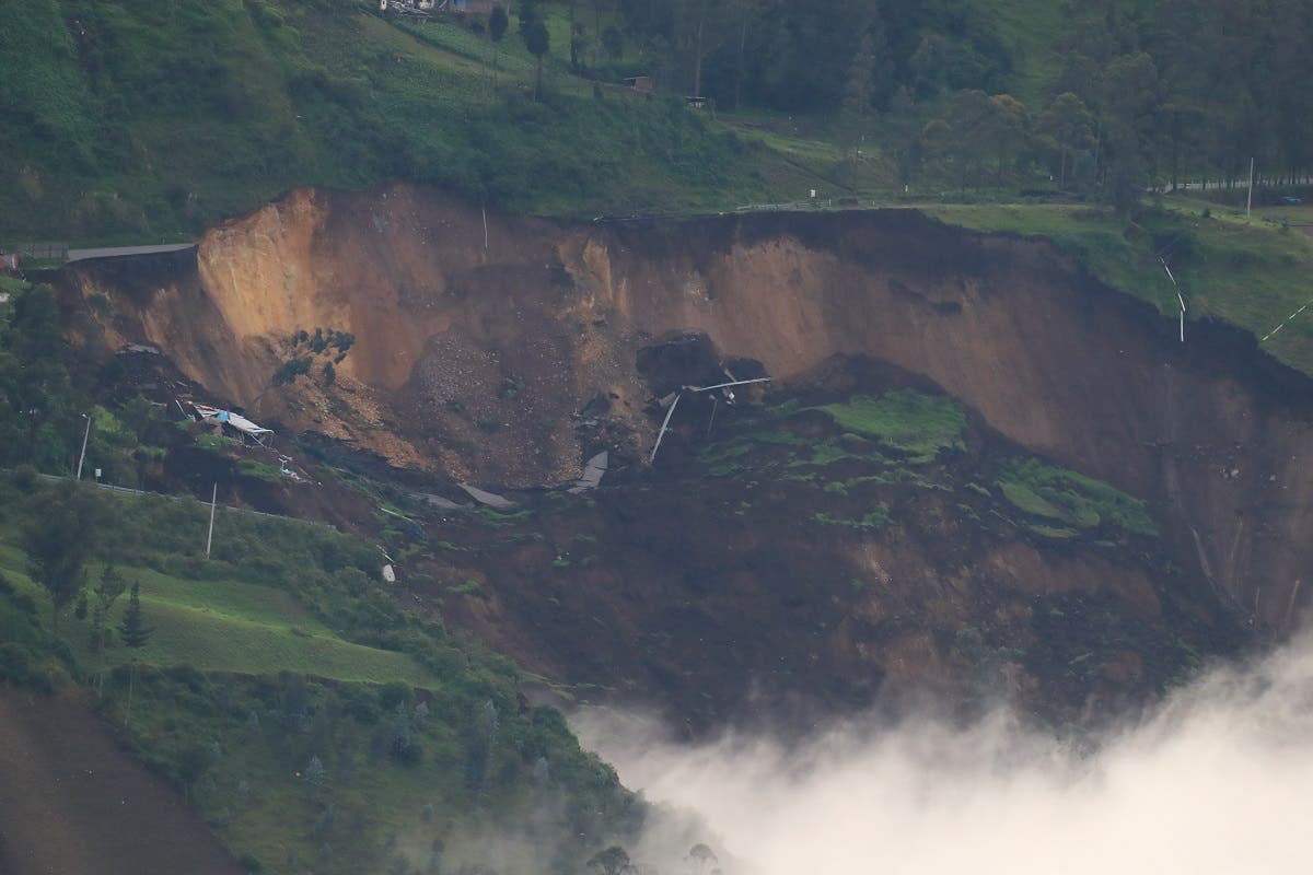 Ecuador: Se presume alud afectó entre 30 y 40 casas