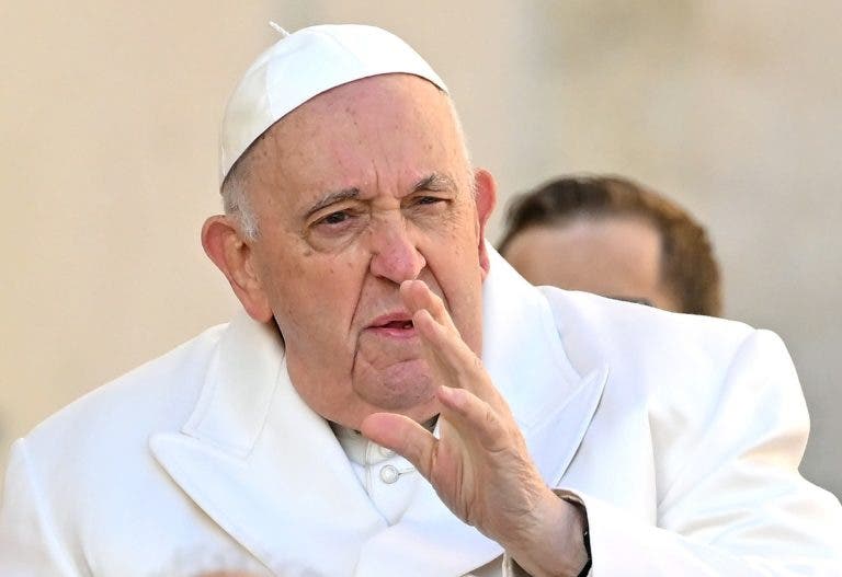 El papa pide que el miedo no haga cerrar las puertas al extranjero o al diferente
