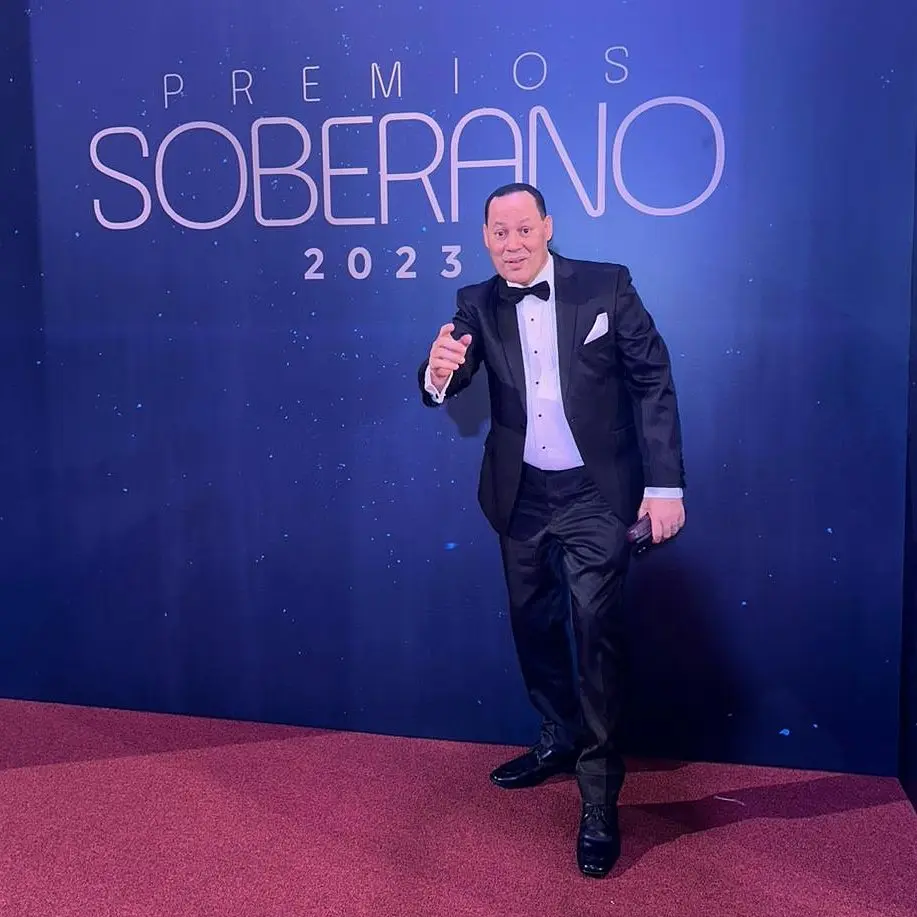 Franklin Mirabal hace historia en Premios Soberano