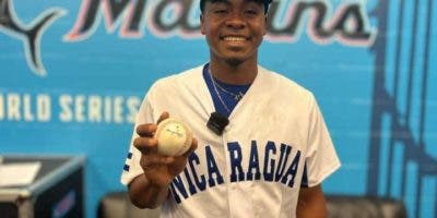 Detroit firma pitcher de Nicaragua que ponchó a Soto, J-Rod y Devers