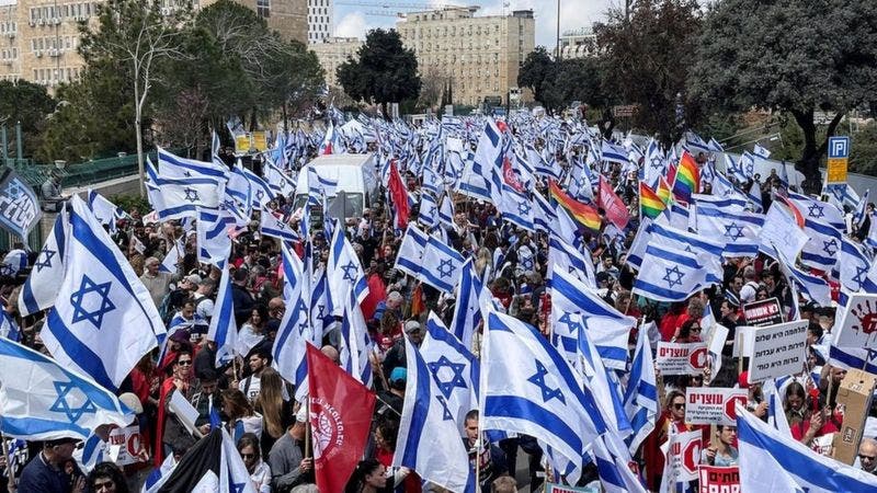 Israel: Las históricas marchas que pusieron a Netanyahu contra las cuerdas