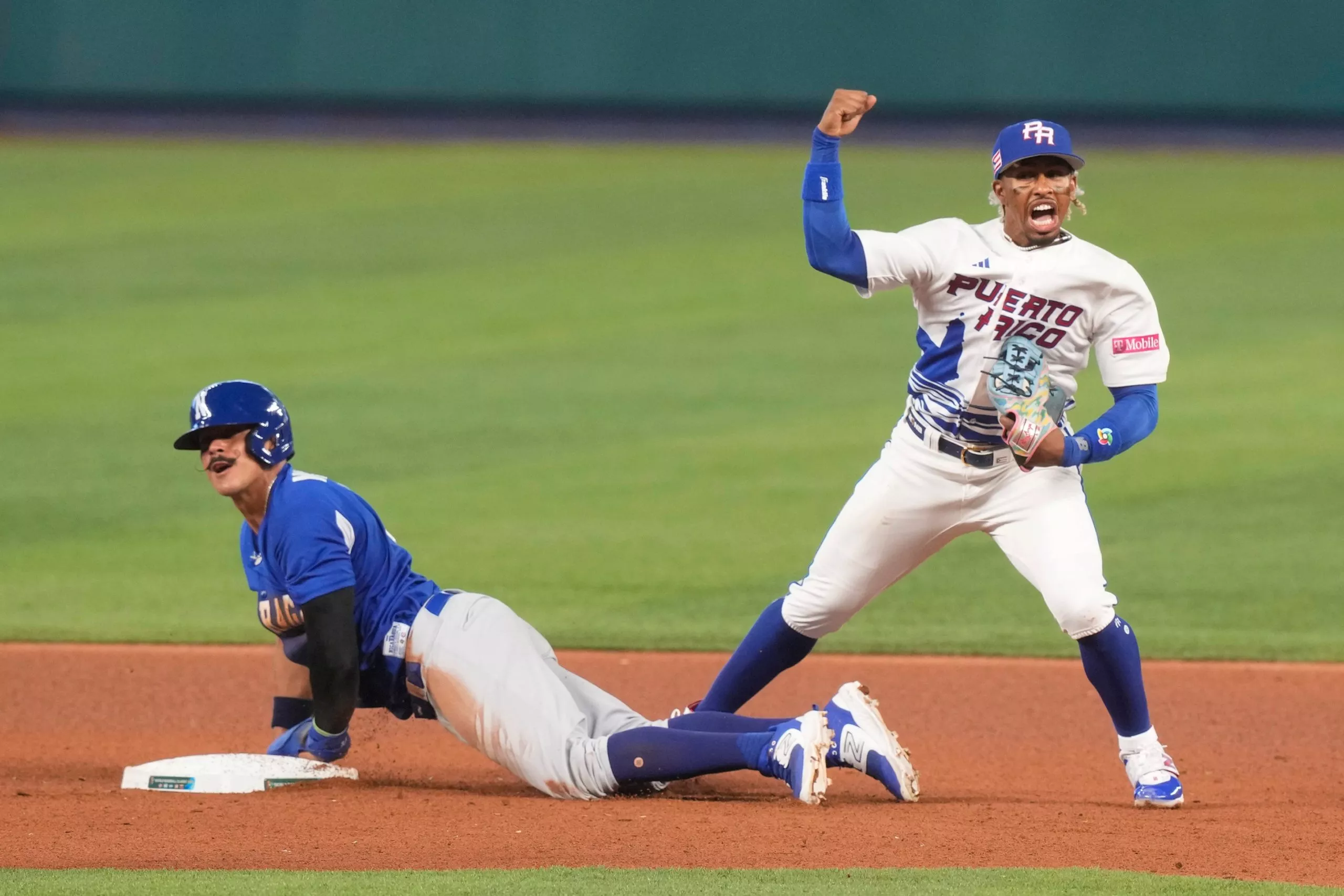 Puerto Rico apabulla a Nicaragua en su primer juego en Clásico