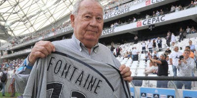 Muere el fútbolista francés Just Fontaine, récord de goles en un mundial