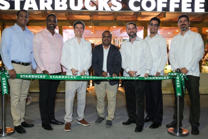 Starbucks se expande en el Caribe, abre en Punta Cana