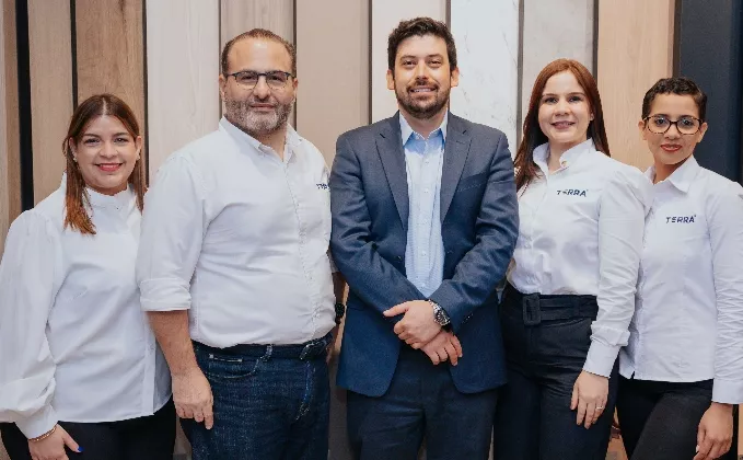 Carla Díaz Anibale Bonarelli, Javier Ferrer, Orquídea Martínez y Jenny Ramos.