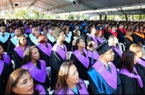 UASD se gradúa estudiantes del programa “Profesionalízate” para Servidores Públicos