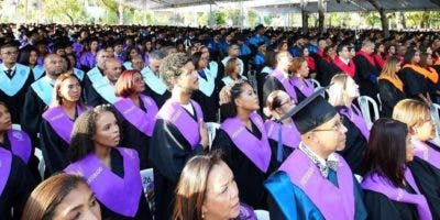UASD se gradúa estudiantes del programa “Profesionalízate” para Servidores Públicos