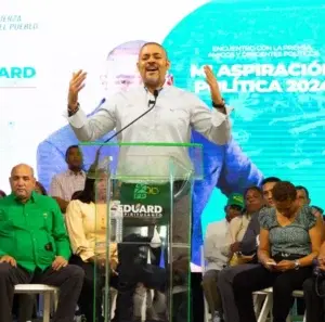 Diputado Eduard Espiritusanto anuncia sus aspiraciones a senador por La Romana