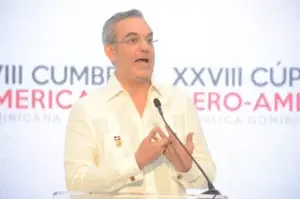 Cumbre Iberoamericana concluye con la Declaración de Santo Domingo