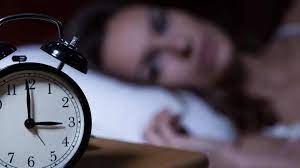 Trastornos del sueño aumentan riesgo de deterioro cognitivo, alerta experta