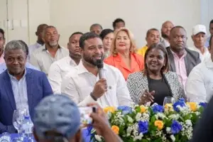 Diputado Otoniel Tejeda presenta precandidatura a senador por San Cristóbal