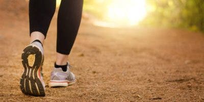 Caminatas de 11 minutos diarias reducen la muerte prematura, según un estudio