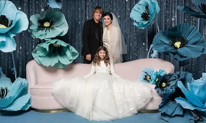 Laura Pausini y Paolo Carta se casan y su hija es dama de honor